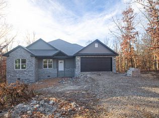 6 McCoy Cir, Bella Vista, AR 72715