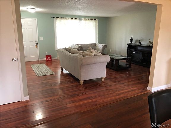 3rd image of 12117 106th Avenue Ct E