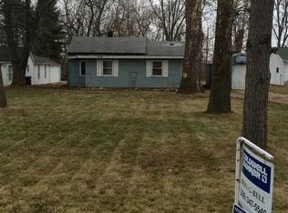 206 Gunion Ave, Pekin, IL