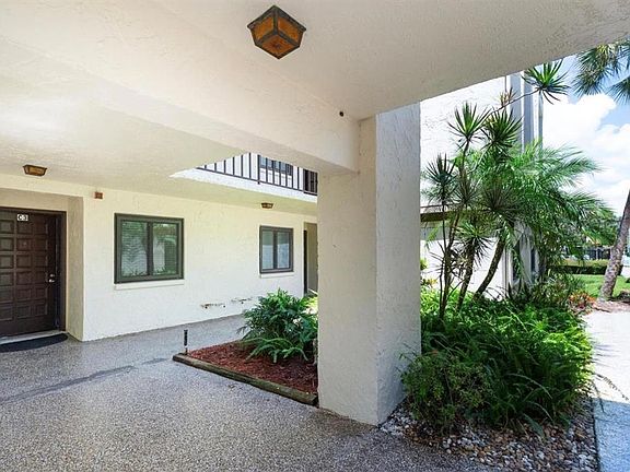 3rd image of 2209 Belleair Rd APT C3
