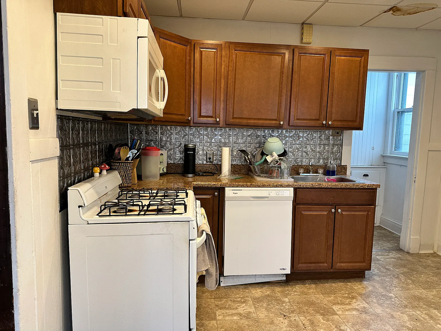 2 bed, 1500 sqft, $1,530 — Photo 3