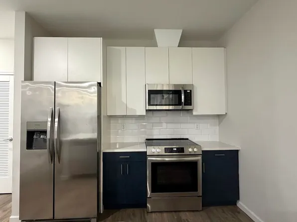 299-301 Lake St, Newark, NJ 07104