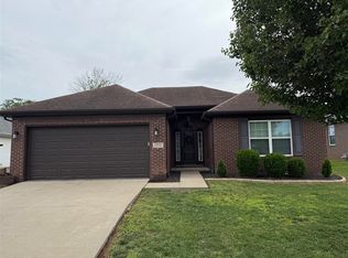 1035 Springfield Blvd, Bowling Green, KY 42104