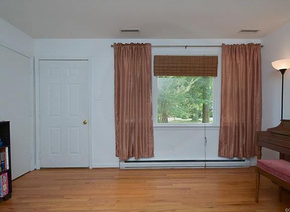 4th image of 9210 Lydell Dr