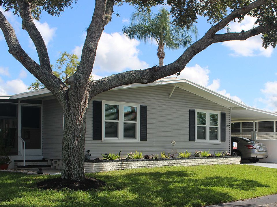 1st image of 5667 Axminster Dr #300