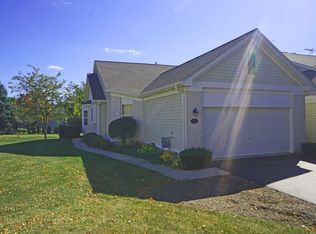 314 Normandie Dr, Sugar Grove, IL 60554