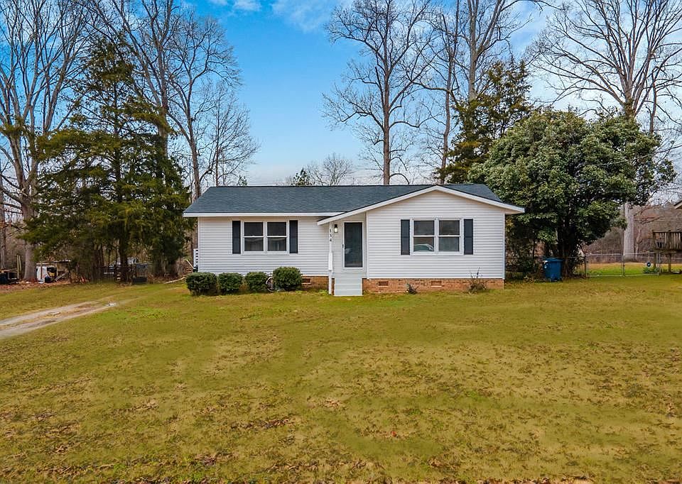 1st image of 134 Brentwood Dr