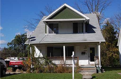 1st image of 1819 E Pearl Ave