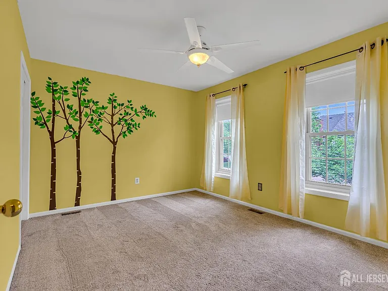 31 Fair Acres Ct — Photo 14