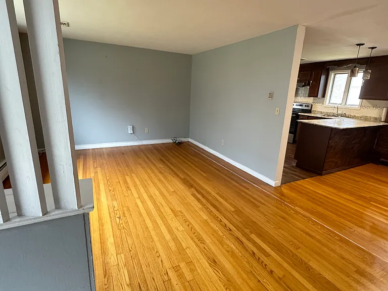 40 Wolcott Rd — Photo 3
