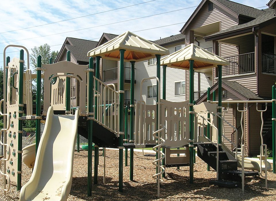 2nd image of 12210 SE Petrovitsky Rd #D301