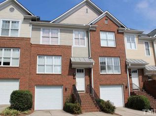 6105 Bordesley Ct, Raleigh, NC 27609