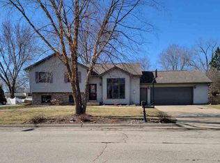 202 N Lawrence Ave, Tomah, WI 54660