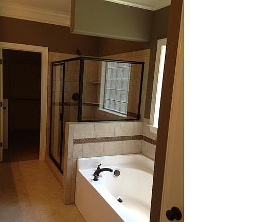 4th image of 63 Cinnecord Pl