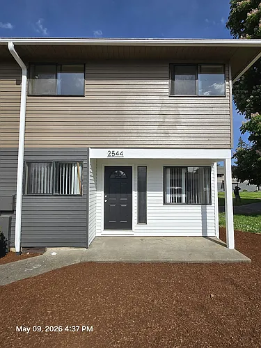2550 Lee St SE Photo 1