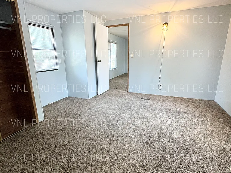 4028 San Ysidro Rd — Photo 4