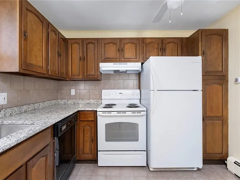 246 George Waterman Rd #2 — Photo 9