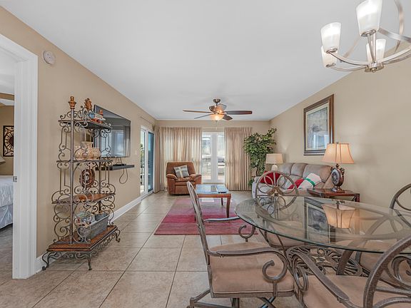 2nd image of 770 Sundial Ct Unit 203