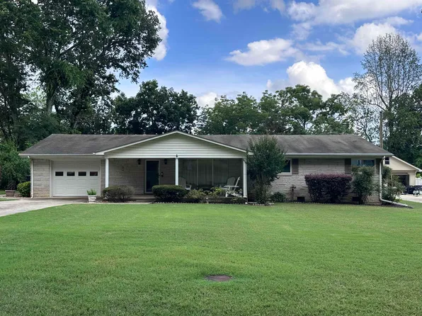 194 Valley View Dr, Russellville, AL 35653