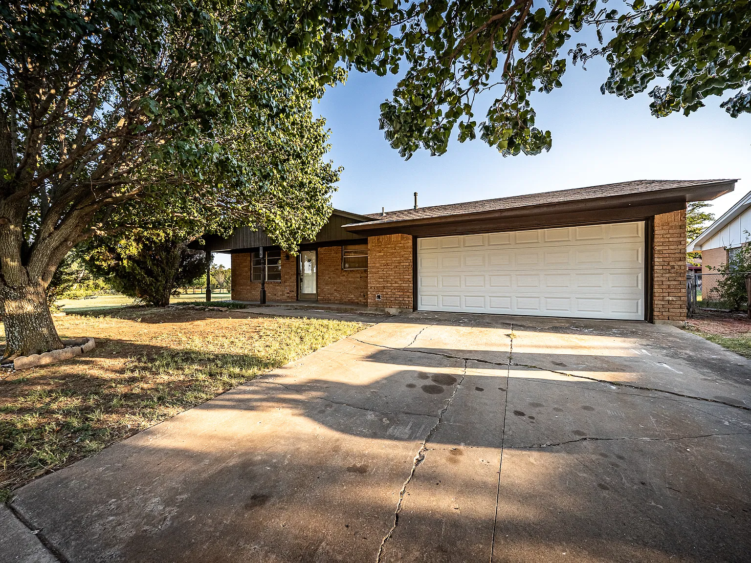 4 bed, 1300 sqft, $1,495 — Photo 1