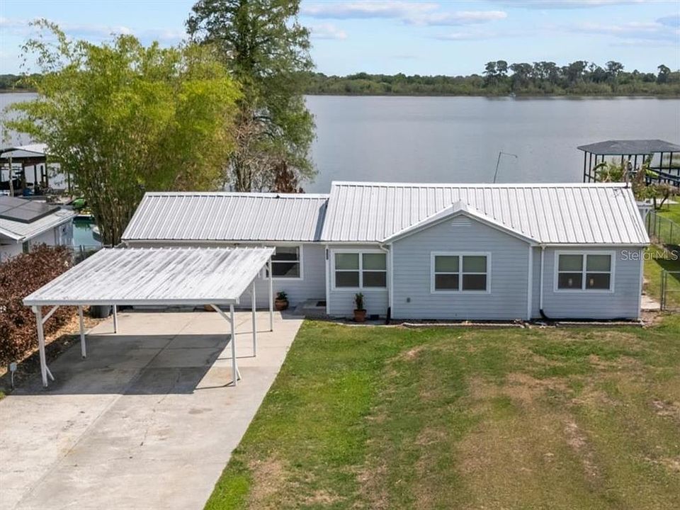 1st image of 900 LAKE JESSIE DRIVE