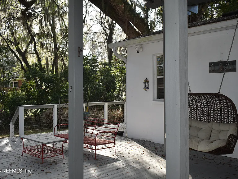 2836 Ionic Ave — Photo 25