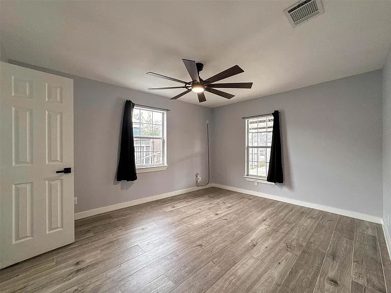 730 Dunkley Dr — Photo 12