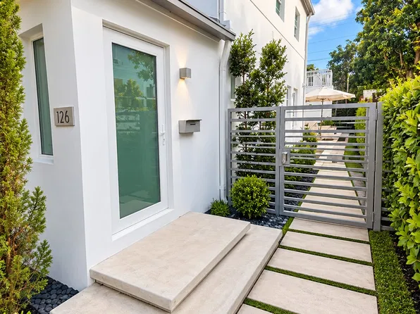 128 NE 43rd St #2, Miami, FL 33137