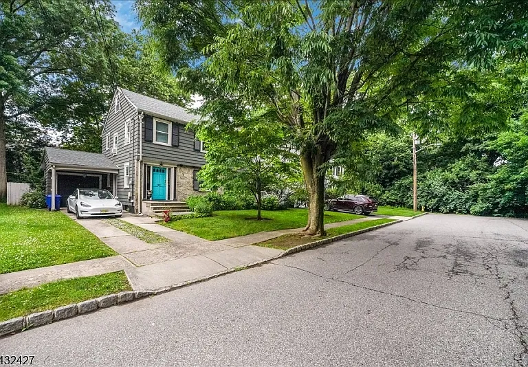 32 Whittier Ter — Photo 35