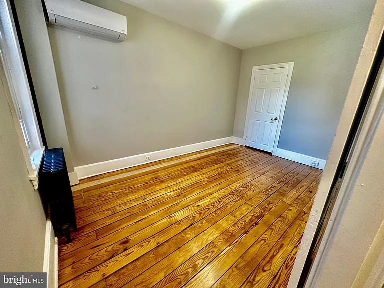 241 High St — Photo 16