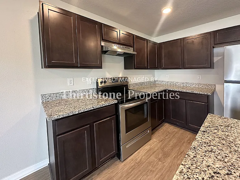 37 Wood Amber Ln #A — Photo 8