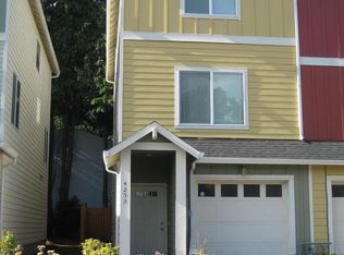 4253 SW 3rd St, Gresham, OR 97030