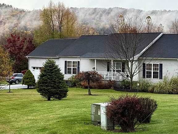 4th image of 3 Peach Tree Ln