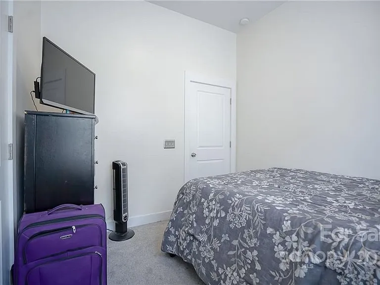 3427 Steel Yard Ct — Photo 23