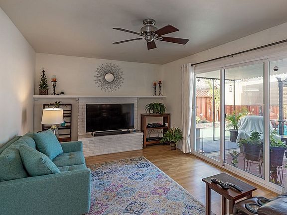 4th image of 3477 Forbes Ave