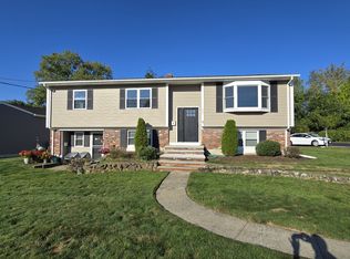 113 Warren Ave APT A, Cranston, RI 02920