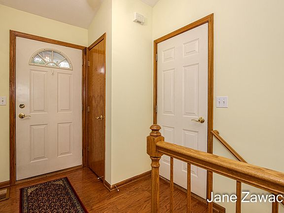 5th image of 5918 W Lyn Haven Dr SE