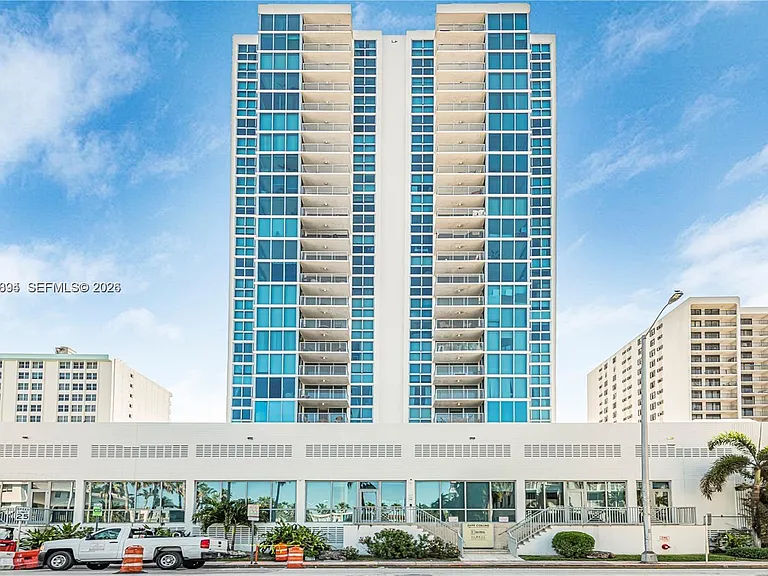2655 Collins Ave #410 — Photo 4