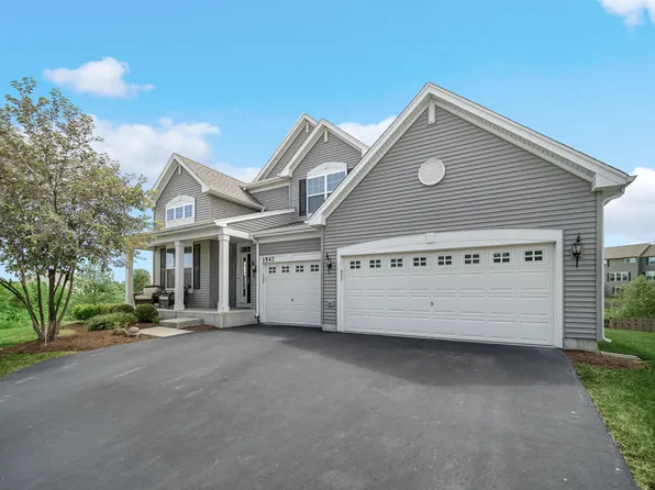 1547 Breckenridge Dr, Volo, IL 60020