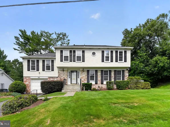 7905 Ivymount Ter, Potomac, MD 20854