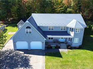 19 Doyle St, Nackawic, NB E6G1E4