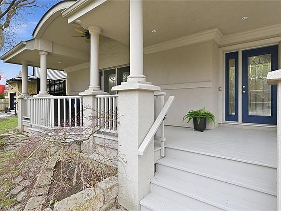 4th image of 1400 Olga Dr
