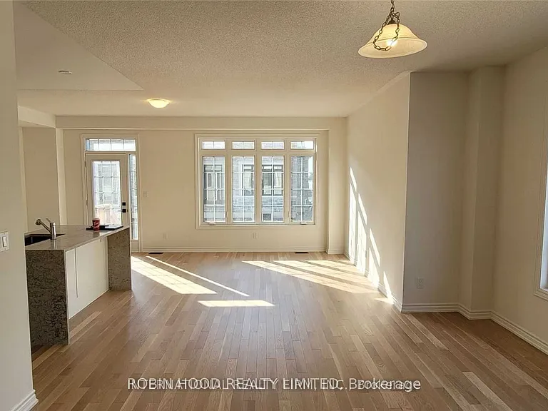 305 Thimbleweed Ct — Photo 5