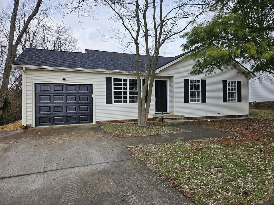 1st image of 119 Cumberland Dr