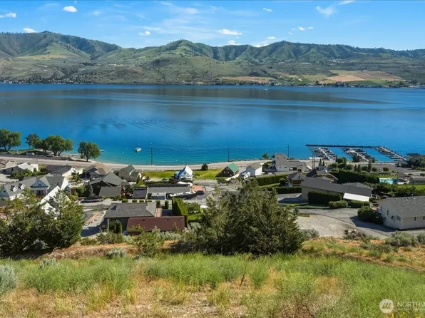 128 Crystal Crest Drive, Chelan, WA 98816