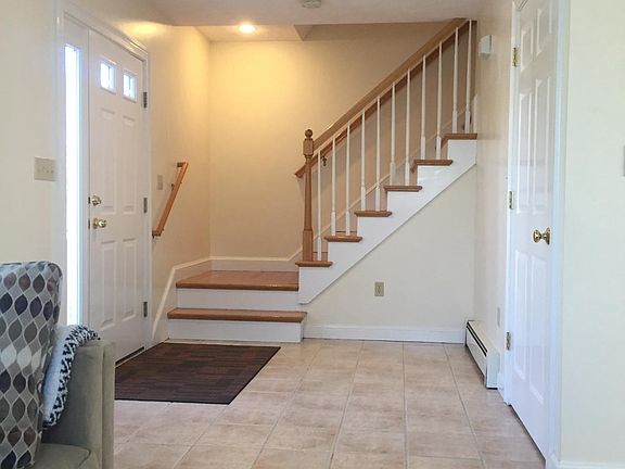 Entry Foyer