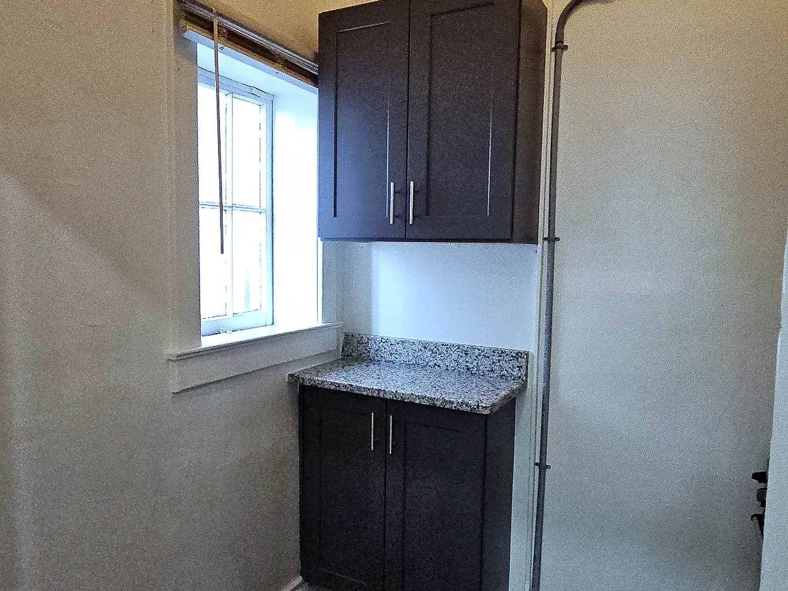 1 bed, 700 sqft, $1,350 — Photo 4