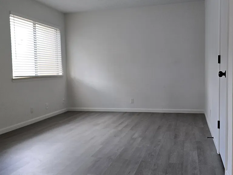 Just Renovated 2 Bed / 2 Bath Tucked Back in a Queit Foothills 4-Plex — Photo 36