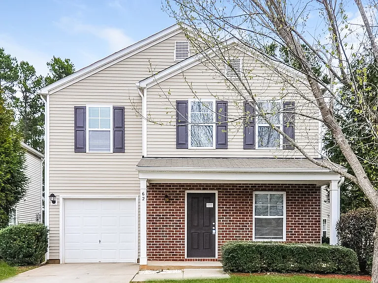 62 Brookhaven Dr — Photo 1