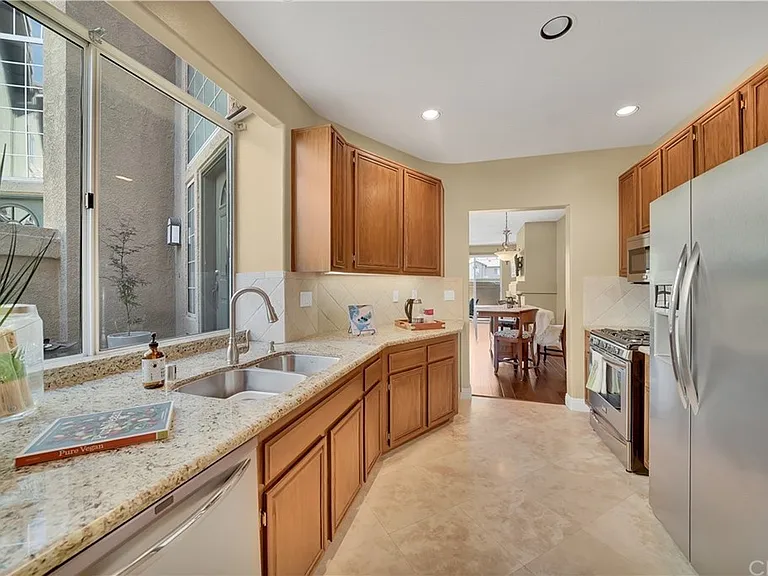 40 Promontory Park — Photo 10